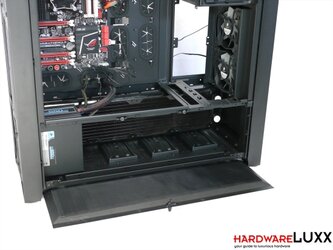 Corsair_Obsidian_900D_20.jpg