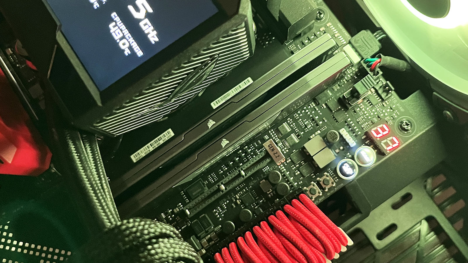 Overclock with Ease Using AMD EXPO and CORSAIR DDR5 Memory