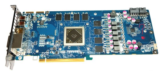 Sapphire-Toxic-Radeon-HD-6950-2GB-GDDR5-(11188-07-40R)-PCB_30608.jpg
