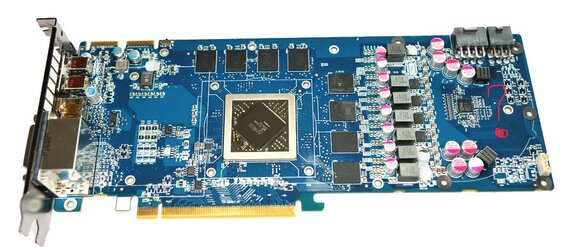 Sapphire-Toxic-Radeon-HD-6950-2GB-GDDR5-(11188-07-40R)-PCB_30608.jpg