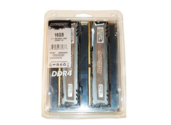 Crucial_SportLT_DDR42400_pht1.jpg