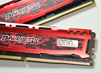 crucial_32gb_ddr4_pht11.jpg