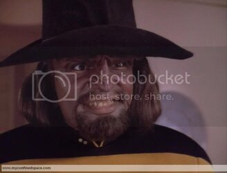 worf-in-hat.jpg