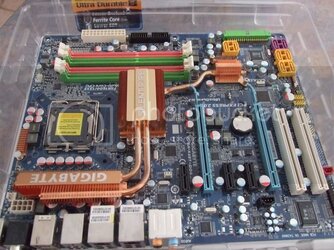 GA-X48T-DQ6Motherboard-1.jpg