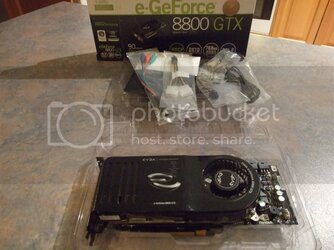 Unboxing8800GTX-1.jpg