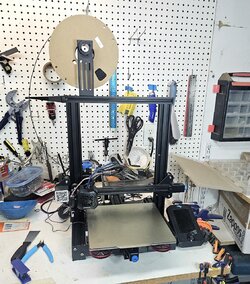Ender 3v2.jpg Ender 3v2.jpg
