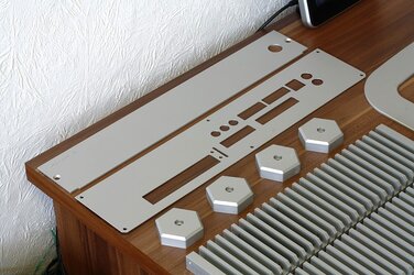 904750_2.jpg 904750_2.jpg