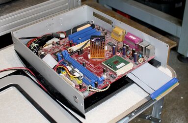 904786_2.jpg 904786_2.jpg