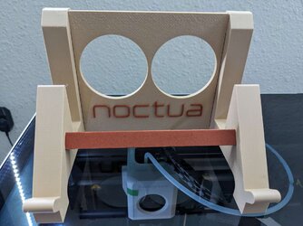 Noctua Clam Shell Laptop Stand.jpg
